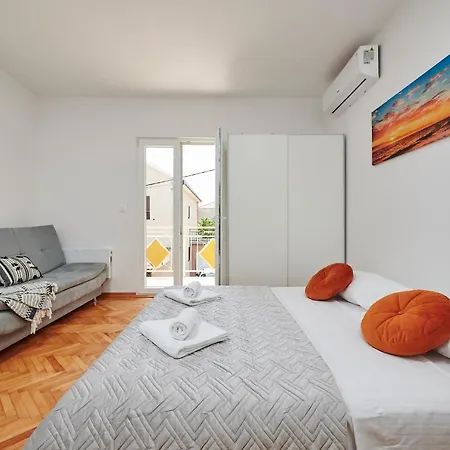 Apartments Draga *